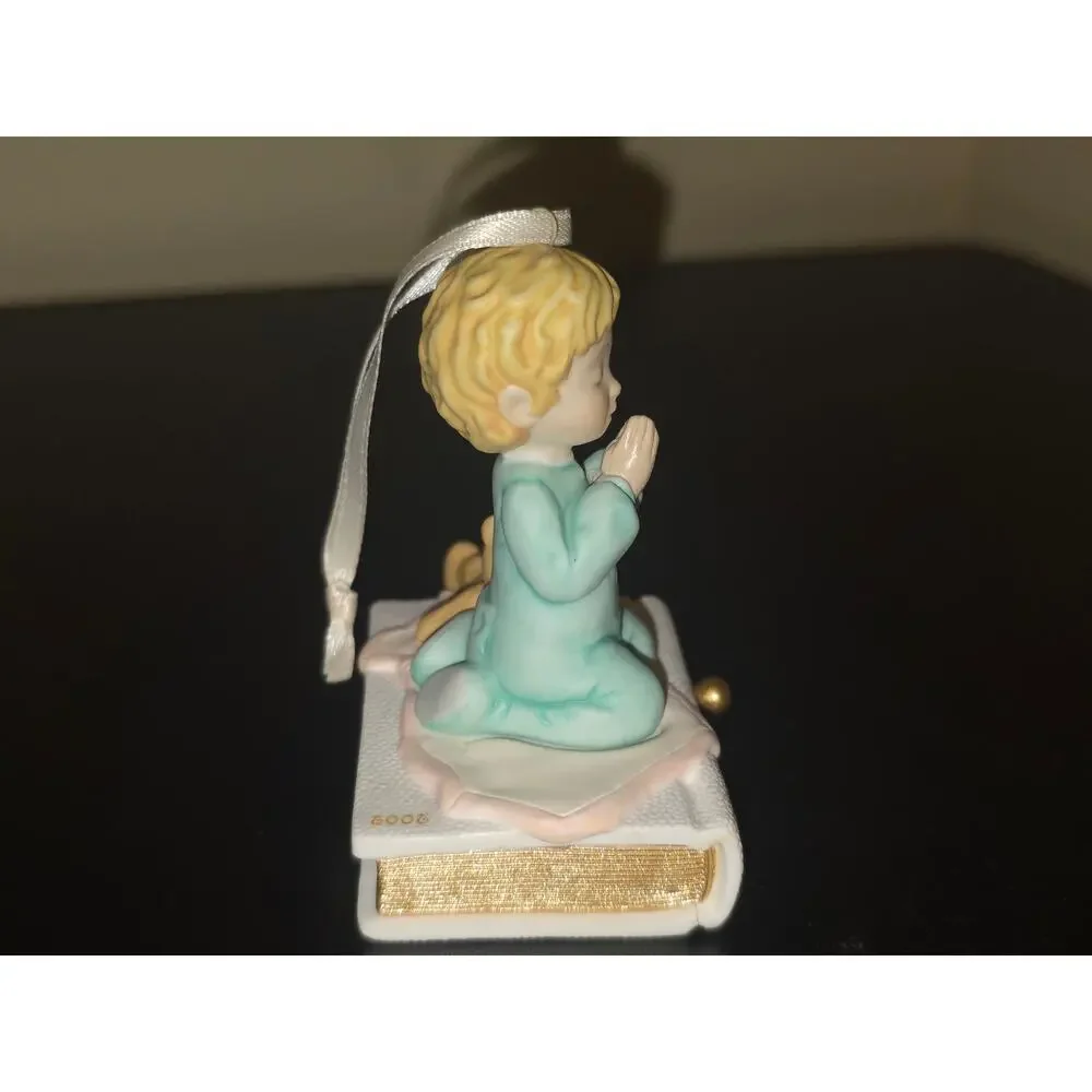 Hallmark Keepsake GODCHILD Praying Child &‎ Teddy 2002 CHRISTMAS Ornament NEW